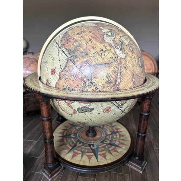 Possédez un chef-d'œuvre cartographique de luxe : le Zoffoli Colosso 100 cm, fascination et instruction au quotidien.