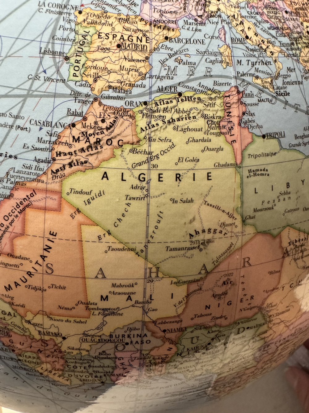 Cartographie physique de l’Afrique du globe Columbus Duo Ø34 cm allumé avec reliefs